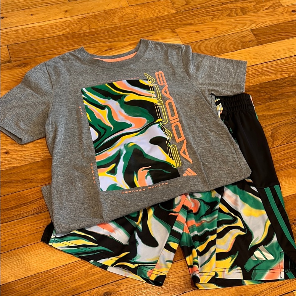 Adidas Gray Graphic T-Shirt and Colorful Shorts Set
